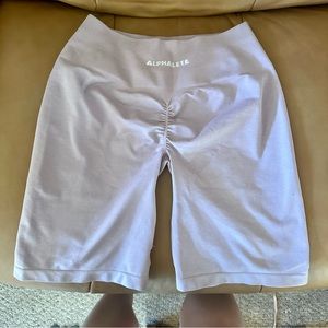 Alphalete Amplify Viola XXL Biker Shorts
